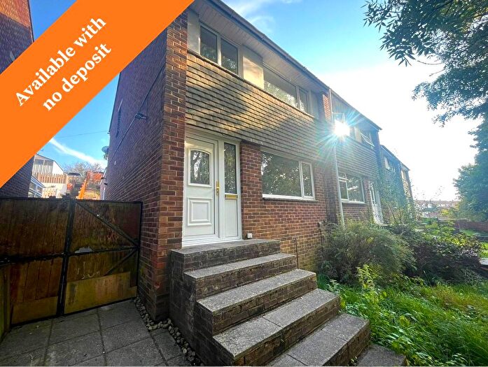 3 Bedroom Semi-Detached House To Rent In Crowther Close, Sholing, Southampton, Hampshire, SO19