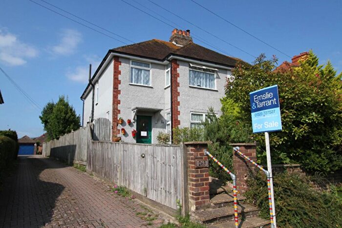 4 Bedroom Semi-Detached House For Sale In Eastbourne Road, Polegate, BN26