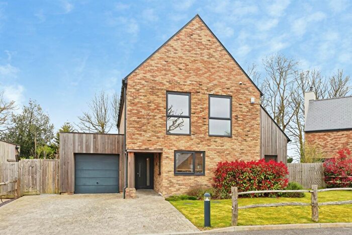 4 Bedroom Detached House For Sale In Lynwood Green, Dover, CT16