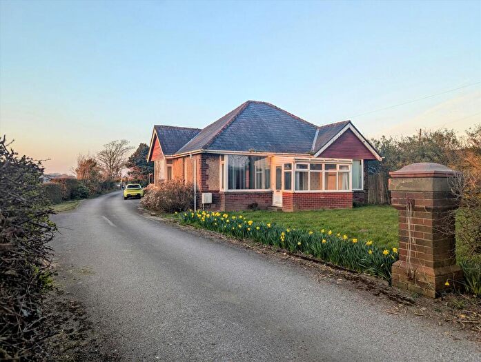 2 Bedroom Bungalow For Sale In Garstang Road, Little Eccleston, Preston, PR3