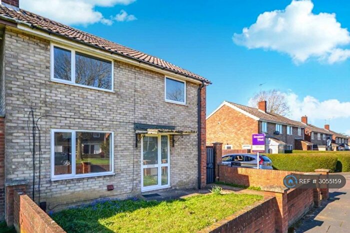 3 Bedroom End Of Terrace House To Rent In Glastonbury Road, Corby, NN18
