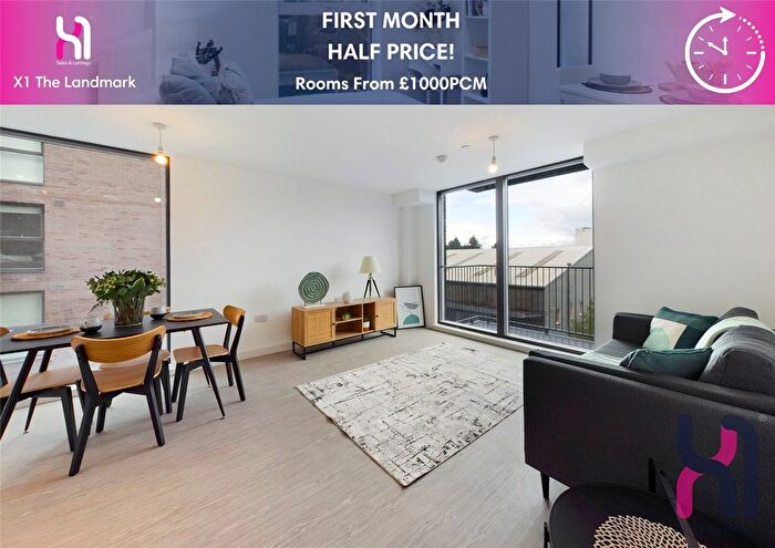 2 Bedroom Flat To Rent In The Landmark, Oldfield Road, Salford, M5