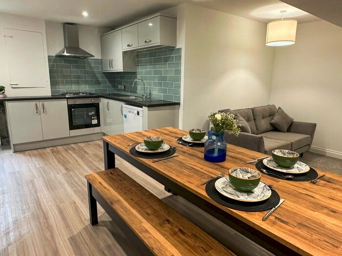 4 Bedroom Flat To Rent In Marlborough Road, Plymouth, PL4