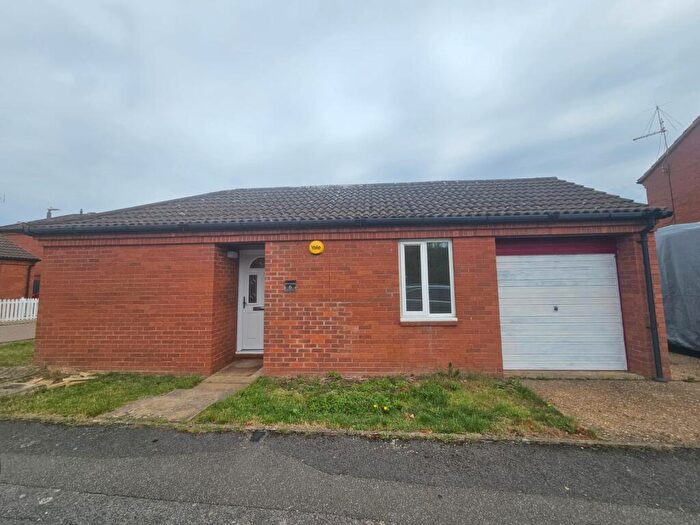 2 Bedroom Bungalow To Rent In Hampton, Great Holm, Milton Keynes, MK8