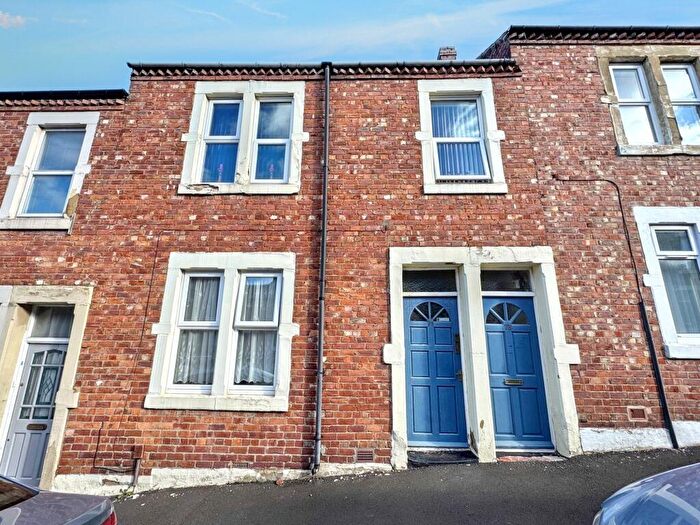 5 Bedroom Property For Sale In Park Terrace, Swalwell, Newcastle Upon Tyne, Tyne And Wear, NE16