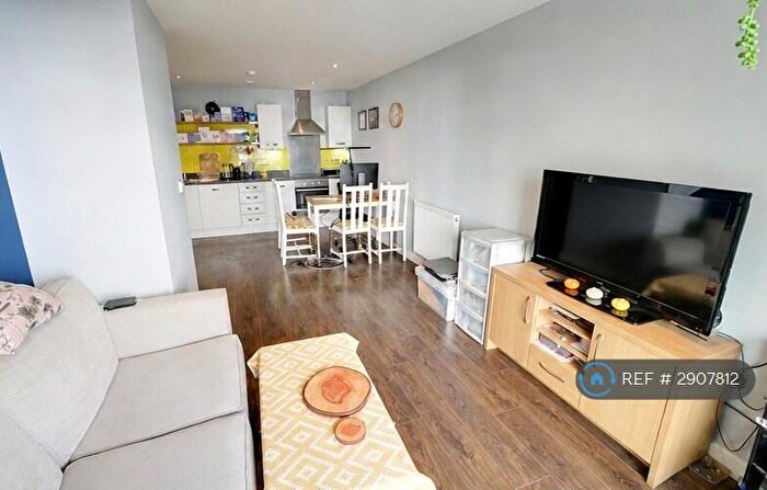 1 Bedroom Flat To Rent In Crown Drive, Romford, RM7