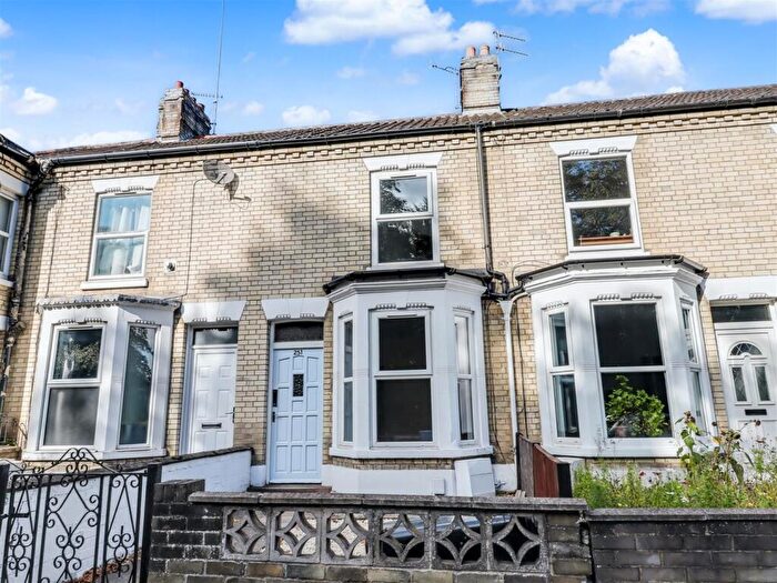 2 Bedroom Terraced House For Sale In Dereham Road, Norwich, NR2