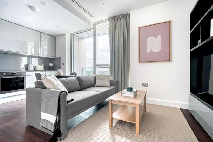 1 Bedroom Apartment To Rent In Harbour Way, London, E14