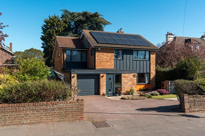 4 Bedroom Detached House For Sale In Lexden Road, Lexden, Colchester, Essex, CO3