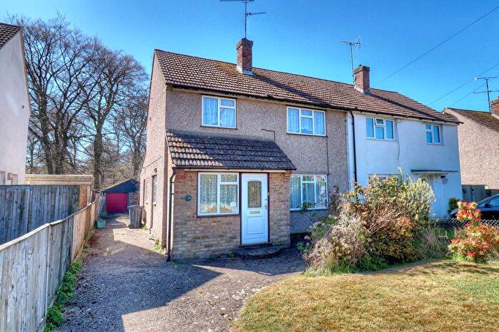 3 Bedroom Semi-Detached House For Sale In Eastwood Road, Stokenchurch, HP14