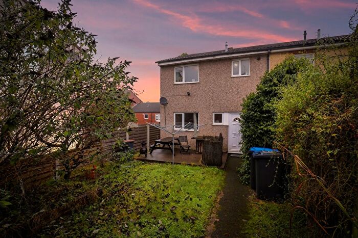 3 Bedroom End Terrace House For Sale In Bramham Drive, Harrogate, HG3