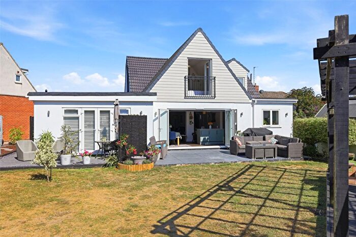 6 Bedroom Detached House For Sale In Chelsworth Close, Thorpe Bay, Essex, SS1