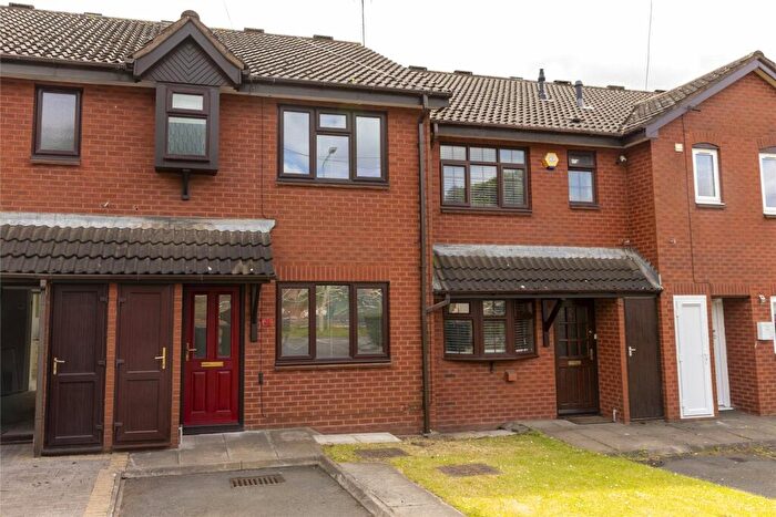 3 Bedroom Terraced House To Rent In Hawes Lane, Rowley Regis, West Midlands, B65