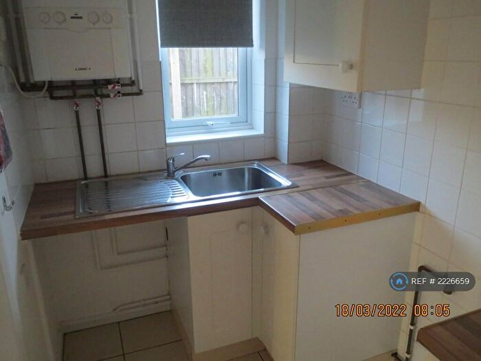 1 Bedroom Maisonette To Rent In Stradbroke Road, Lowestoft, NR33