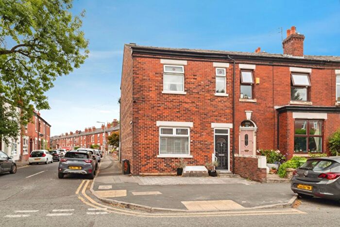 3 Bedroom End Of Terrace House For Sale In Adswood Lane East, Stockport, Greater Manchester, SK2