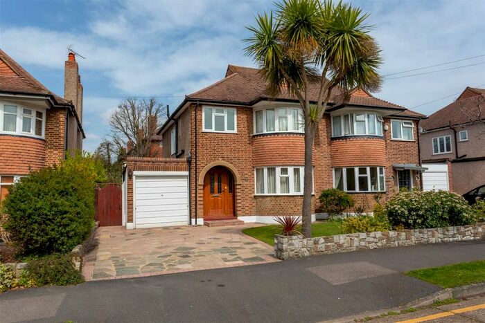 3 Bedroom Semi-Detached House To Rent In Scotsdale Close, Cheam, SM3