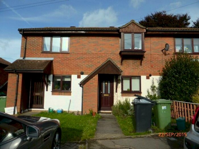 2 Bedroom Terraced House To Rent In Lintons Lane, Epsom, KT17