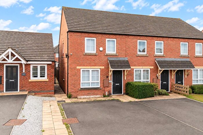 2 Bedroom End Of Terrace House For Sale In Goldworkings Crescent, Glenfield, Leicester, Leicestershire, LE3