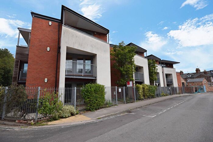2 Bedroom Property To Rent In Moss Street, York, YO23