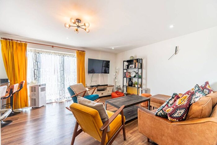 2 Bedroom Flat For Sale In Williams Way, Sudbury, Wembley, HA0
