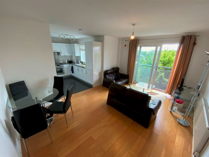 1 Bedroom Apartment To Rent In The Frame, A The Waterfront Gibbon Street, Sports City, M11