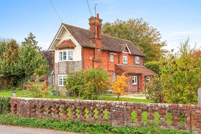 3 Bedroom Detached House For Sale In Buckland, Aylesbury, HP22