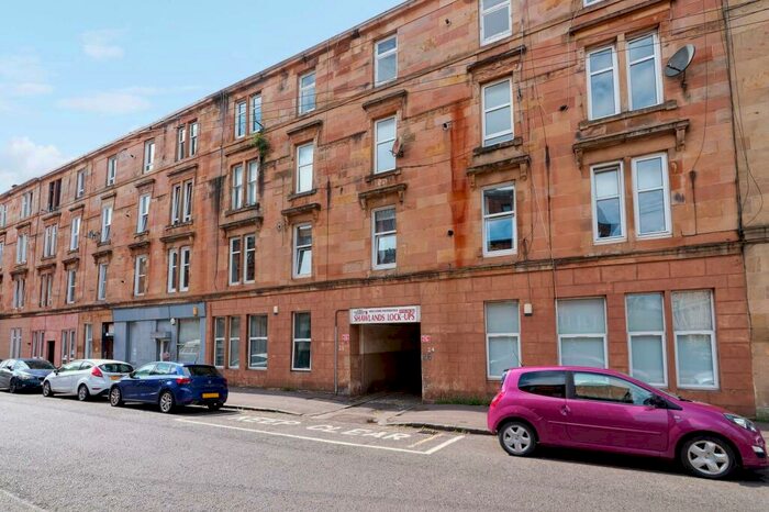 2 Bedroom Flat For Sale In / Deanston Drive, Glasgow, G41