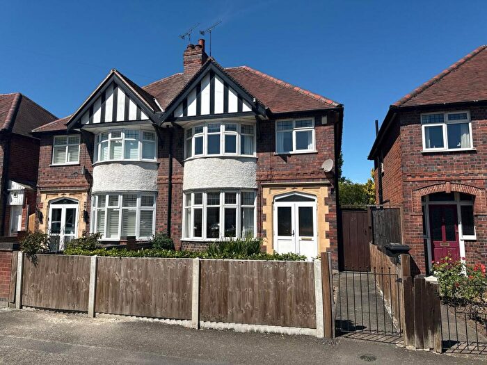 3 Bedroom Semi-Detached House For Sale In Wyngate Drive, Leicester, LE3