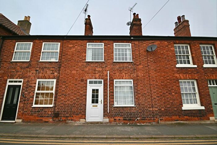 2 Bedroom Terraced House To Rent In Church Street, Bawtry, Doncaster, DN10