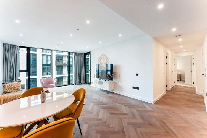2 Bedroom Apartment To Rent In Merino Gardens, London Dock, E1W