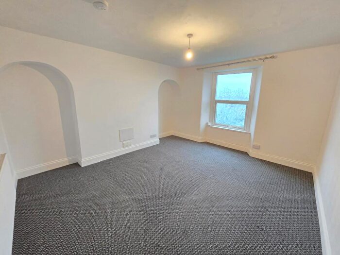 1 Bedroom Flat To Rent In Albert Road, Stoke Village, PL2