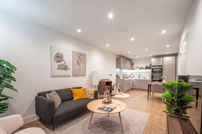 2 Bedroom Flat To Rent In Uncle Colindale, Colindale, London, NW9