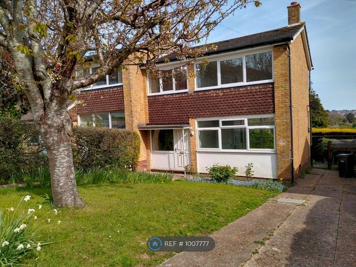 3 Bedroom Semi-Detached House To Rent In Hastings, Hastings, TN34