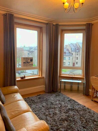 2 Bedroom Flat To Rent In Northfield Place, Nd Right, Flat, AB25