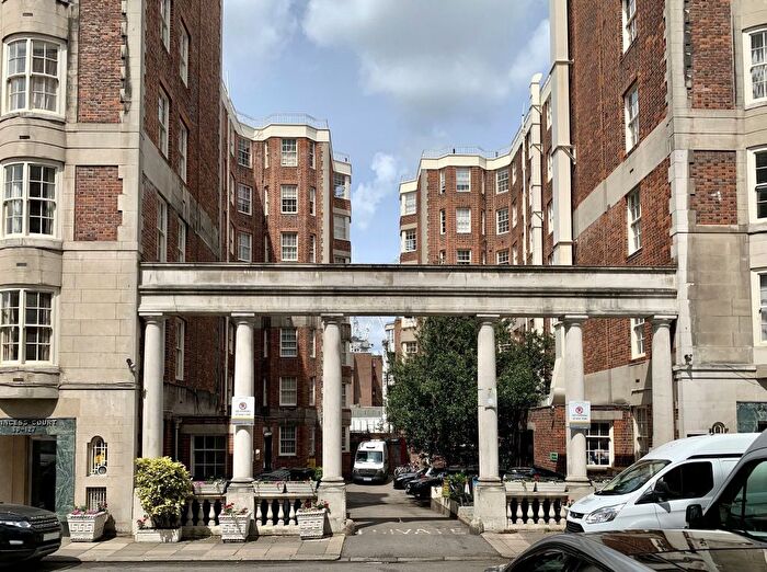 2 Bedroom Flat To Rent In Princess Court, Queensway, London, W2