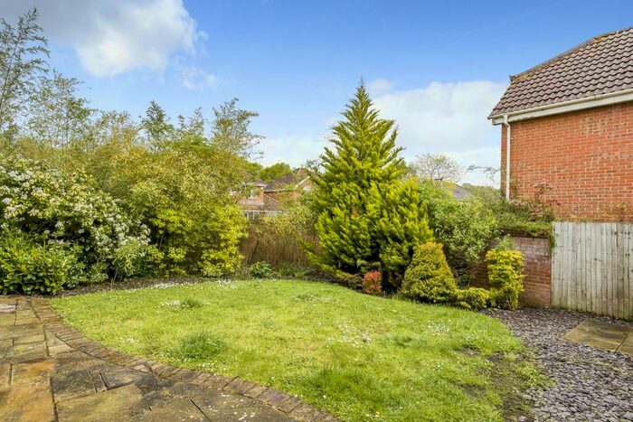 5 Bedroom Detached House To Rent In Neuman Crescent, Bracknell, RG12