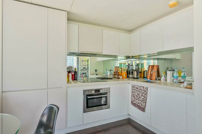 1 Bedroom Flat To Rent In Pan Peninsula, , Canary Wharf, London, E14