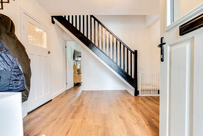 4 Bedroom Detached House For Sale In Shelley Road, Kettering, NN16