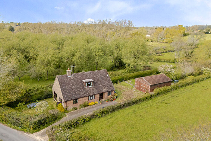 4 Bedroom Detached House For Sale In Under Road, Hailsham, BN27