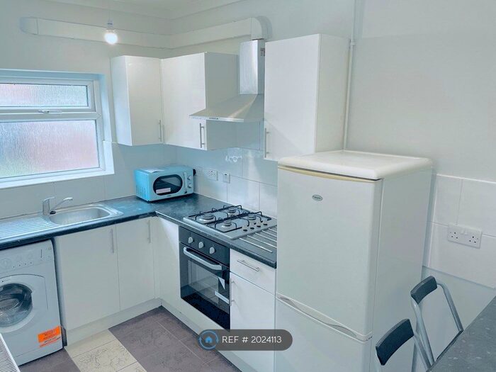 Studio To Rent In Vastern Road, Reading, RG1