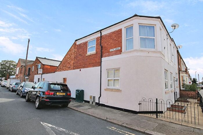 2 Bedroom Flat To Rent In King Edward Road, Northampton, NN1