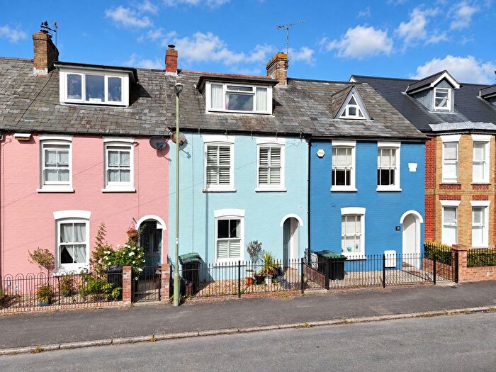 4 Bedroom Cottage For Sale In Western Road, Lymington, SO41