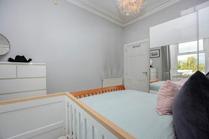 1 Bedroom Flat For Sale In Clarkston Road, Muirend, G44