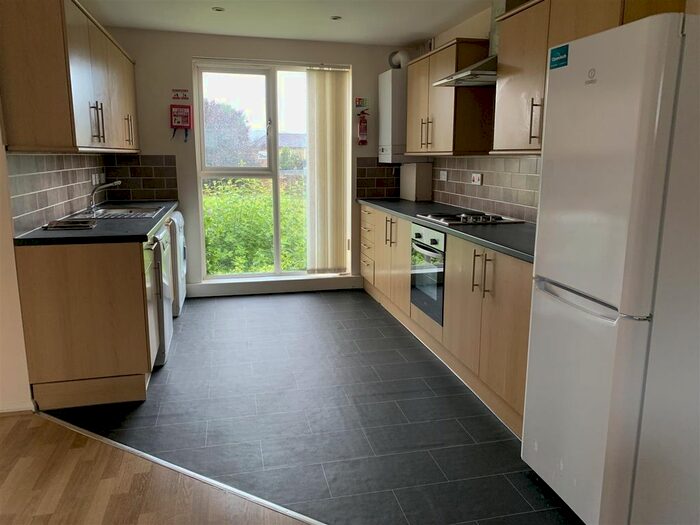 2 Bedroom Property To Rent In Mansion Gardens, Whittlesey, Peterborough, PE7