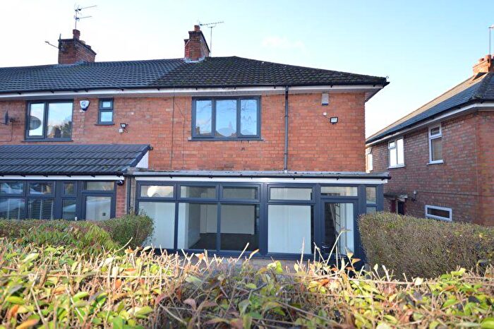 2 Bedroom House To Rent In Derwent Road, Stirchley, B30