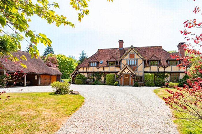 5 Bedroom Detached House For Sale In Hayne Barn Estate, Saltwood, CT21