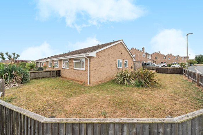 2 Bedroom Semi-Detached Bungalow For Sale In Carterton, Oxfordshire, OX18