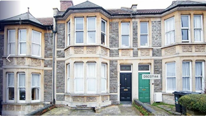 6 Bedroom Terraced House To Rent In Wellington Hill, Bristol, BS7
