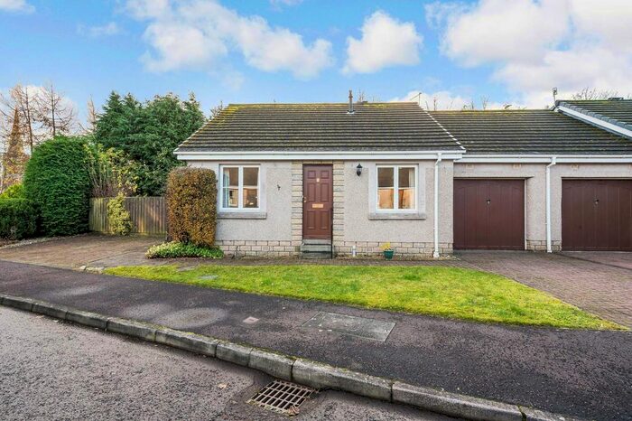 2 Bedroom Semi-Detached Bungalow For Sale In Croft Wynd, Milnathort, Kinross KY13