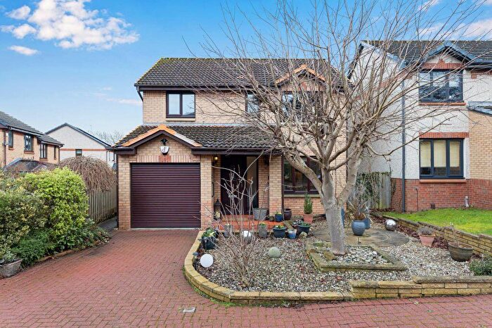 4 Bedroom Detached Villa For Sale In Carnbee End, Liberton, Edinburgh, EH16